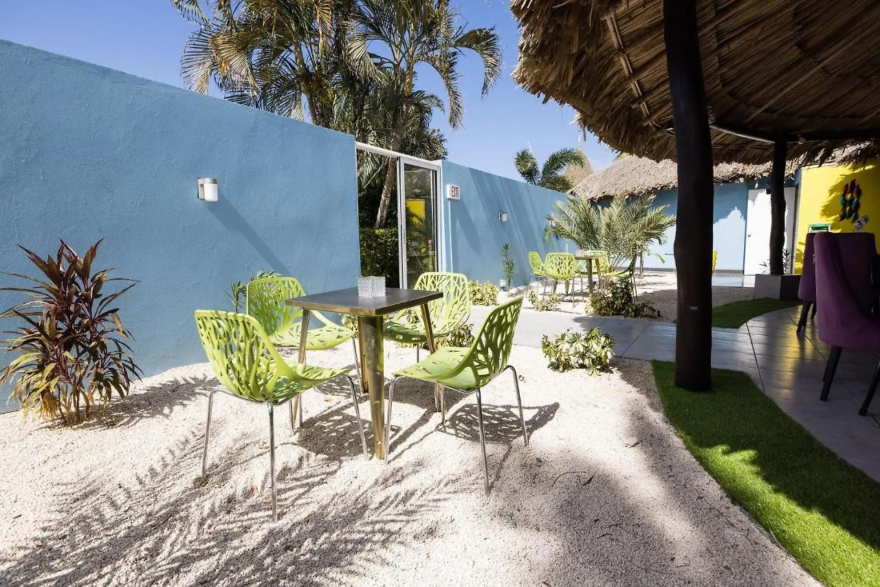 Van Gogh Inn Aruba Palm Beach