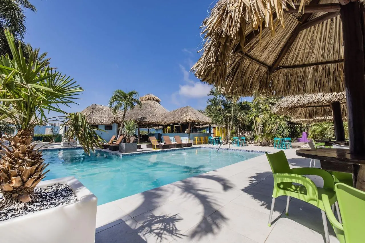 Hotel Van Gogh Inn Aruba Palm Beach