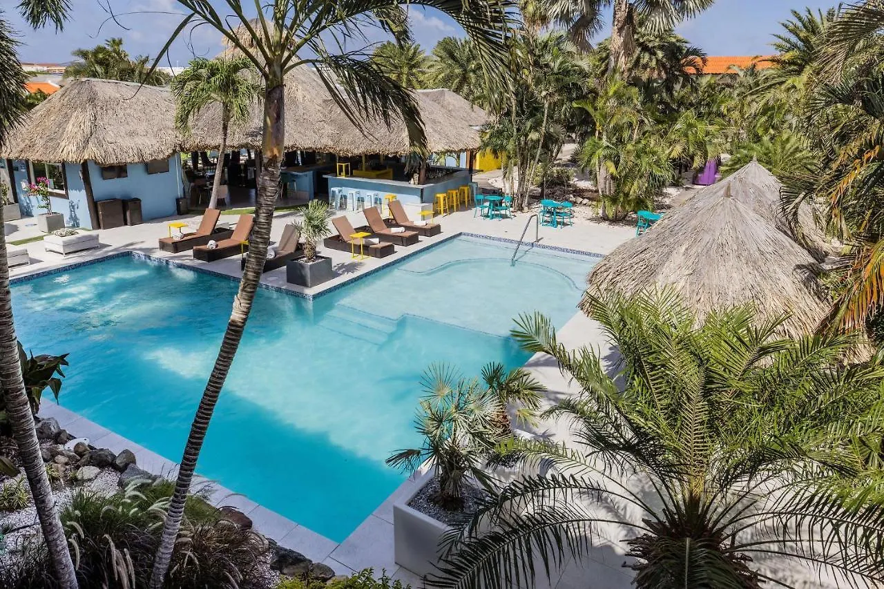 Van Gogh Inn Aruba Palm Beach Hotel