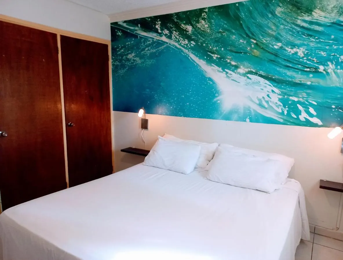 Van Gogh Inn Aruba Palm Beach